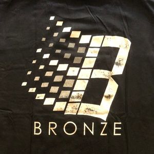 Bronze 56k B logo T-shirt